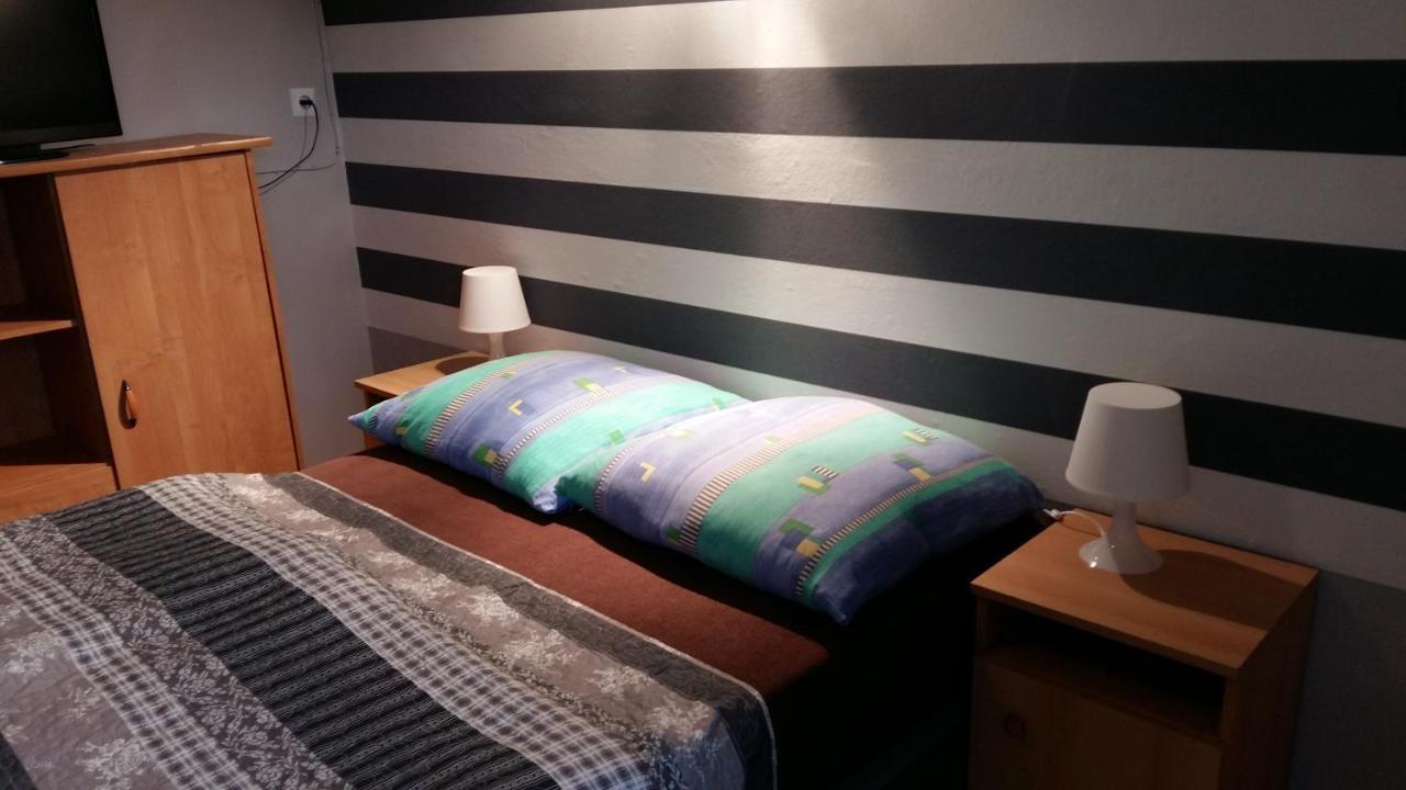 Pensjonat i Restauracja U Zdzicha Rowy  Zewnętrze zdjęcie